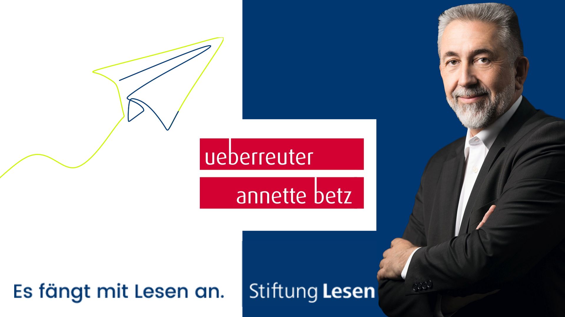 Das Bild zeigt Georg Glöckler, Eigentümer, Geschäftsführer und Verlagsleiter des Ueberreuter Verlags zusammen mit den Logos der Stiftung Lesen und des Verlags. 